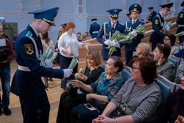 Сергей Грачев: «Женщины Оренбуржья активно участвуют в решении многих сложных задач и проблем»